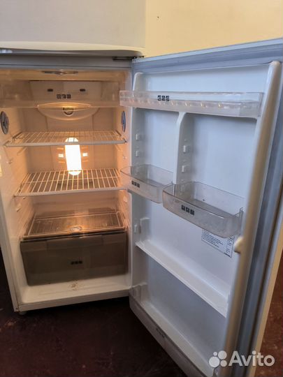Холодильник samsung