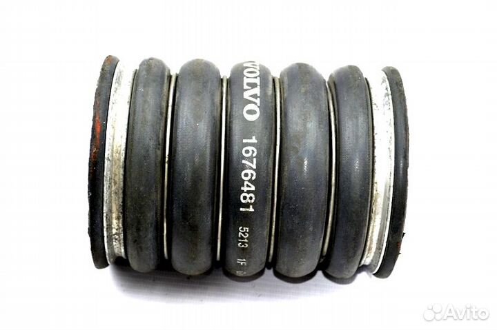 Патрубок интеркулера резиновый volvo FH12 1-seeria