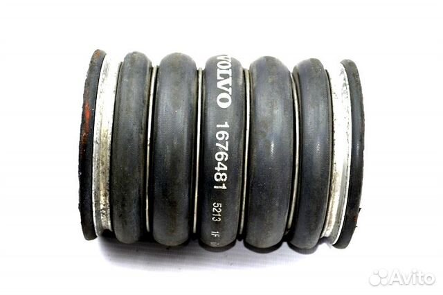 Патрубок интеркулера резиновый volvo FH12 1-seeria