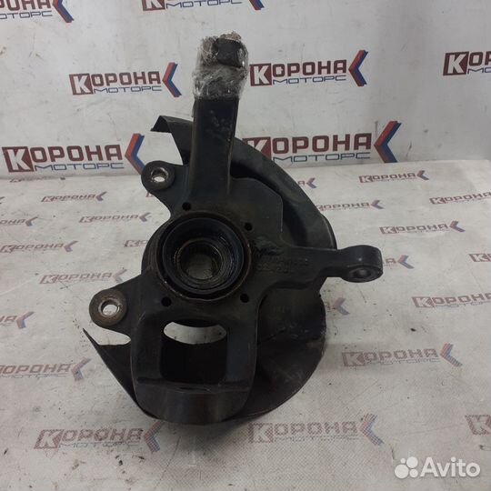 Кулак передний левый 4WD Без аbs hyundai terracan