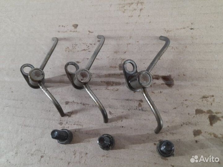 Форсунка масляная Toyota Camry 50 55 2012-2017