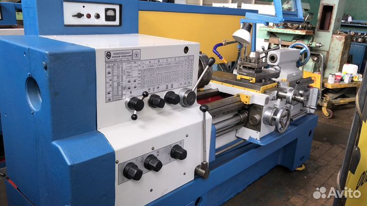 Станок токарно-винторезный 16К20 рмц 1000
