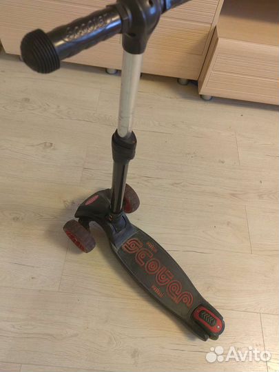 Самокат 3х колесный