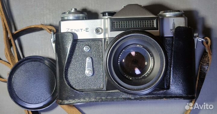 Пленочный фотоаппарат Зенит Е с объективом