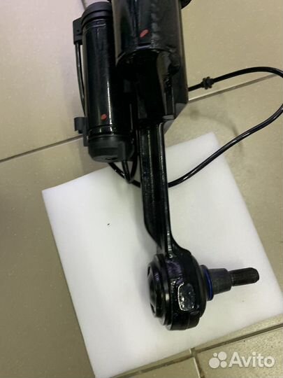 Стойка передняя правая Mercedes S W221 4matic