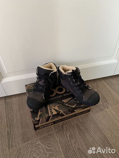 Зимние ботинки новые 31 размер