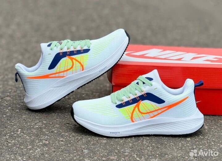 Кроссовки мужские беговые Nike