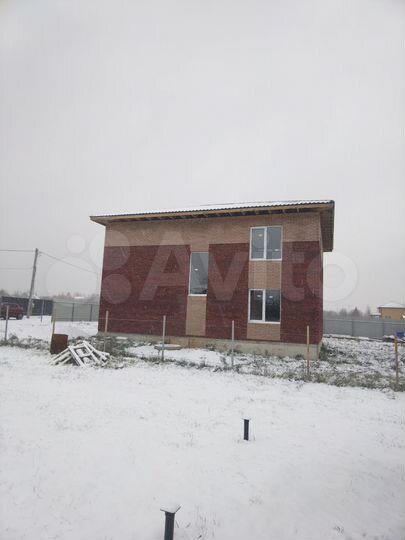 Дом 210 м² на участке 8,3 сот.