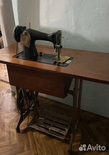Швейная машинка