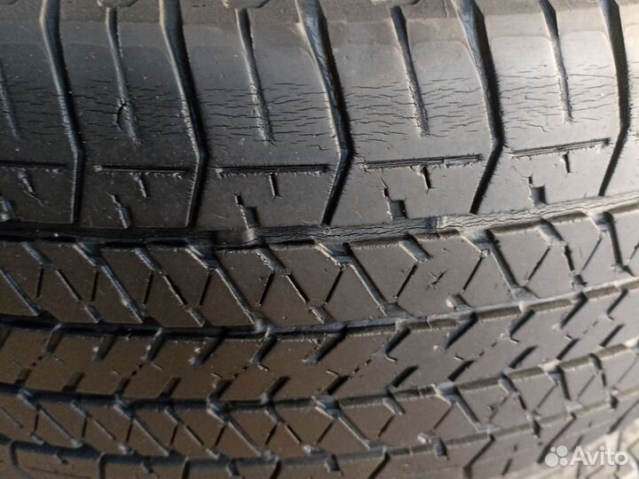 Bridgestone Dueler H/T 684II 265/65 R17