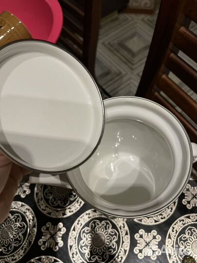 Чайник эмалированный новый