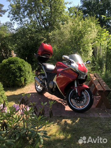 Продам honda VFR1200F