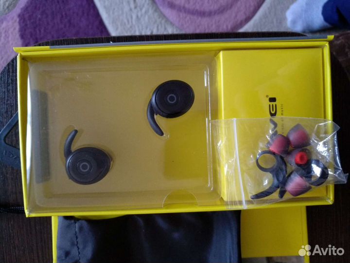 Безпроводные наушники