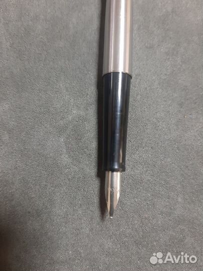 Перьевая ручка Parker Jotter, 2001 г., перо F, отл