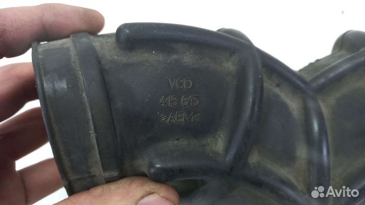 Тройник воздушного фильтра Volkswagen Toureg 1