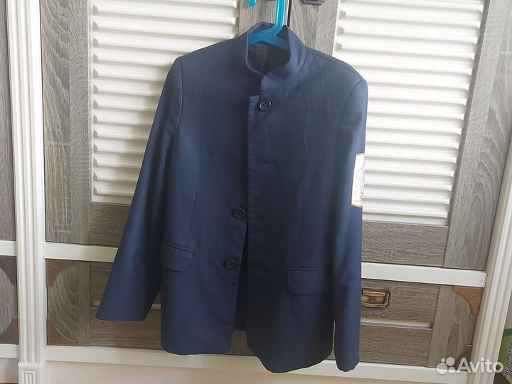 Китель, брюки 134/34