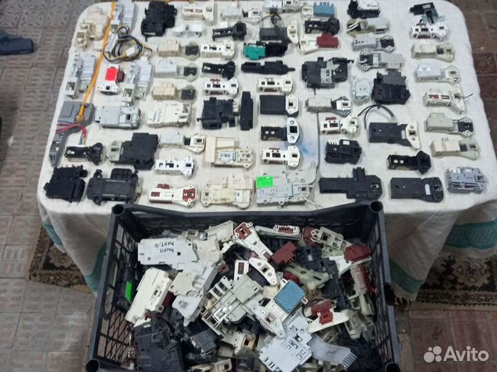 Замок для стиральной машины