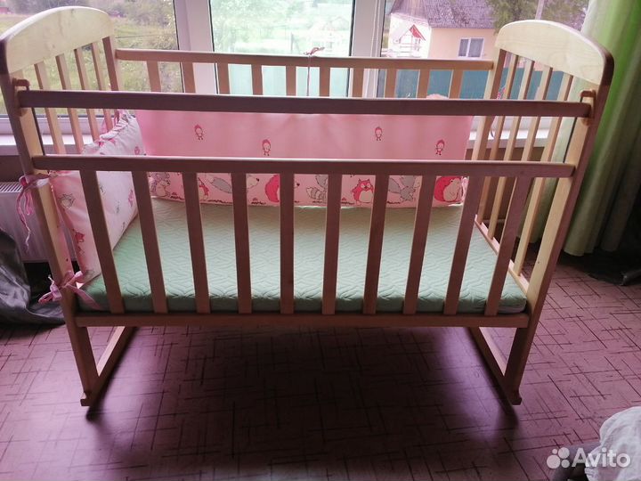Кроватка детская