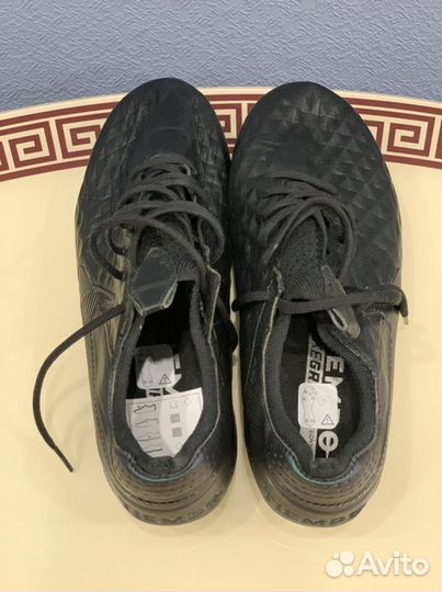 Бутсы Nike Tiempo Legend 8 Elite SG-Pro Us 7,5