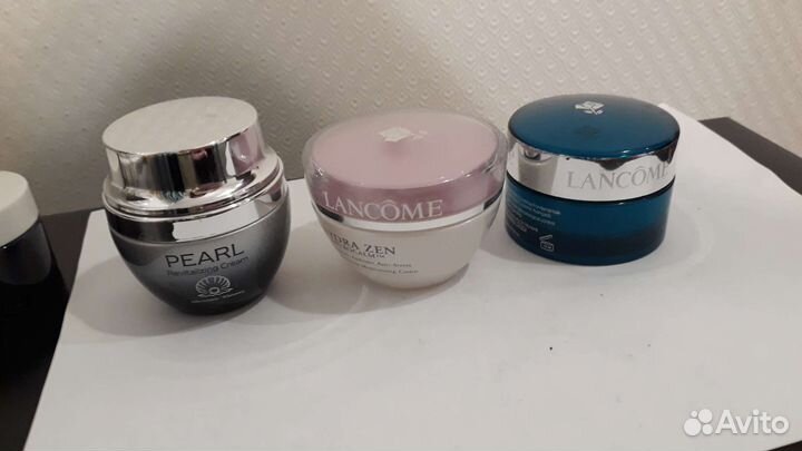 Спонжи и баночки для крема