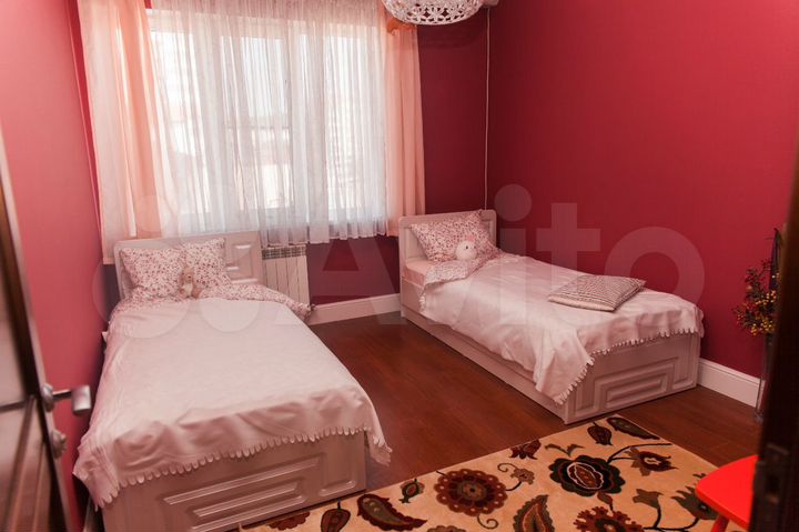 2-к. квартира, 80 м², 2/3 эт.