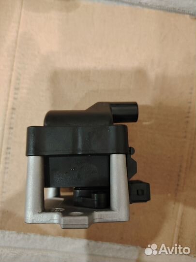 Катушка зажигания Hella Audi 80,VW Golf Passat