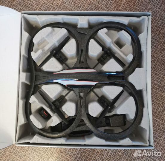 Квадрокоптер Parrot AR.Drone 2.0