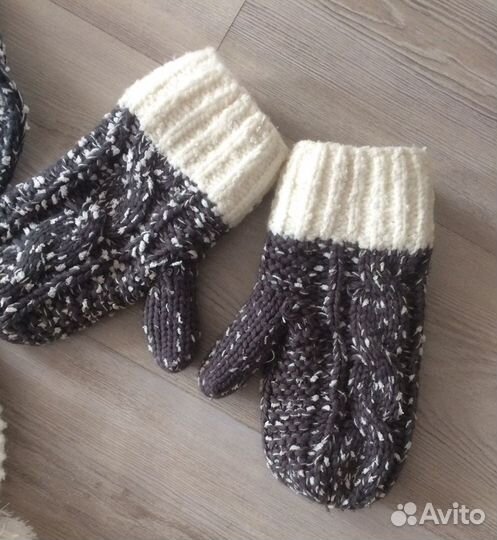 Варежки и шарф