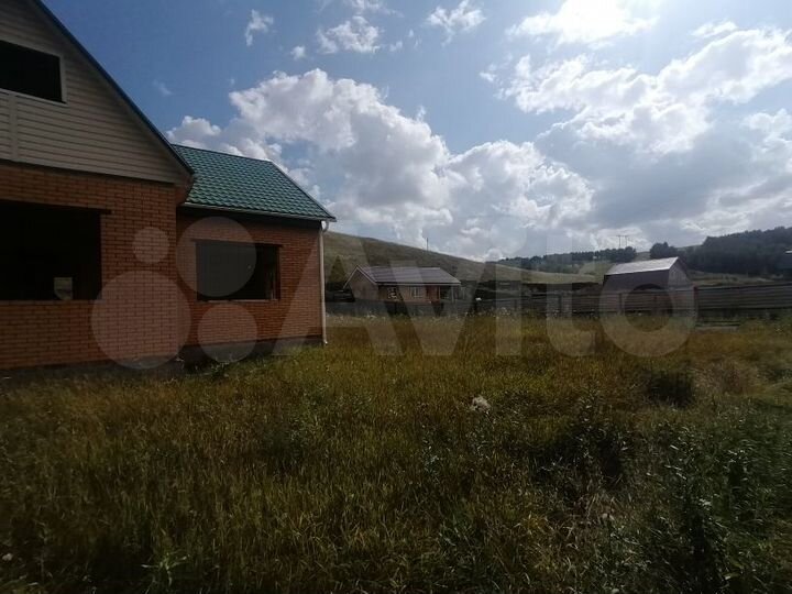 Коттедж 253 м² на участке 15 сот.