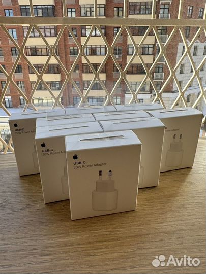 Apple USB c 20w Power Adapter