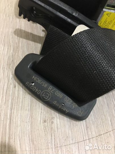 Ремень безопасности задний правый Mercedes Benz