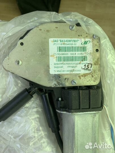 Электроподьемник слека задний правый LADA Kalina