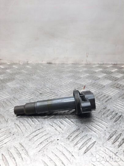 Катушка зажигания Toyota Yaris хэтчбэк 3 дв. 1.3