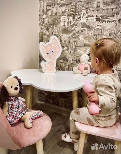 Детский стол и стул