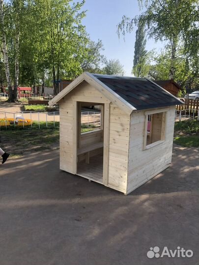 Детский деревянный домик