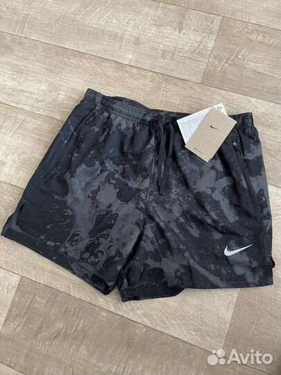 Продаю шорты для бега Nike размер S