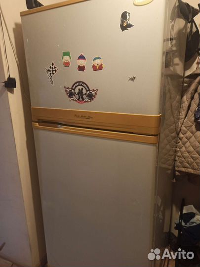 Холодильник на запчасти