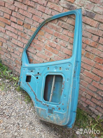 Дверь на газель