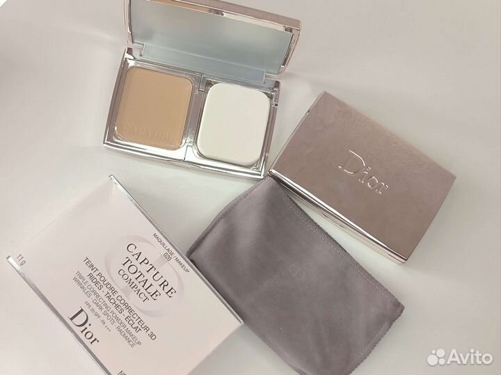 Пудра Dior Capture Totale