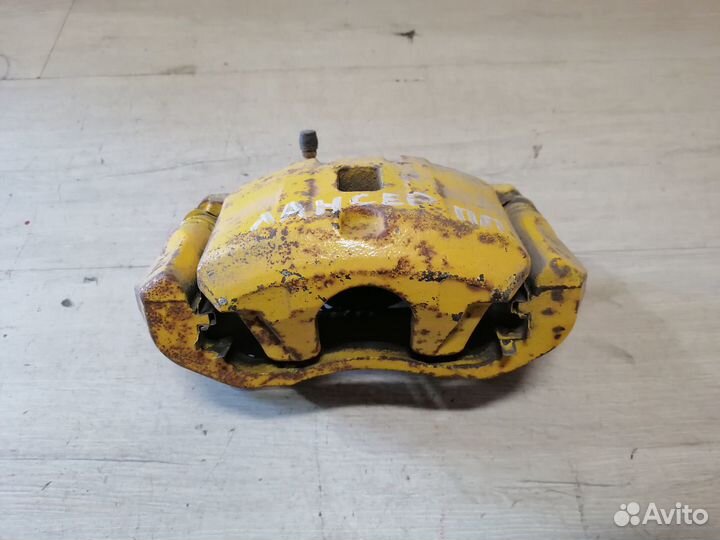 Суппорт передний правый Mitsubishi Lancer 9 тормоз