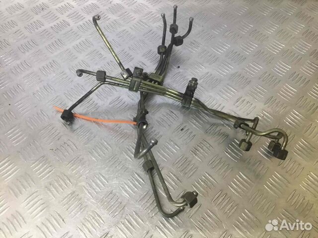 Трубка топливная Skoda Superb BDG