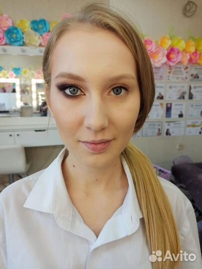 Модель на макияж