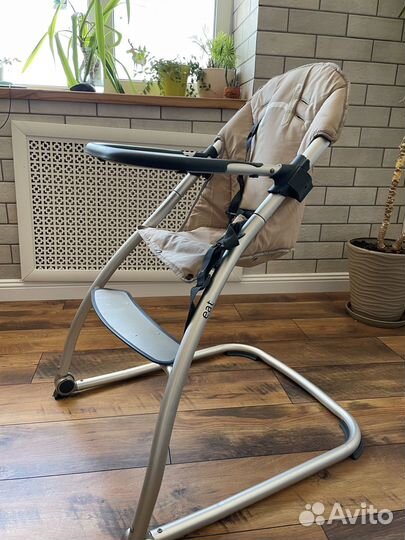 Стульчик для кормления babyhome