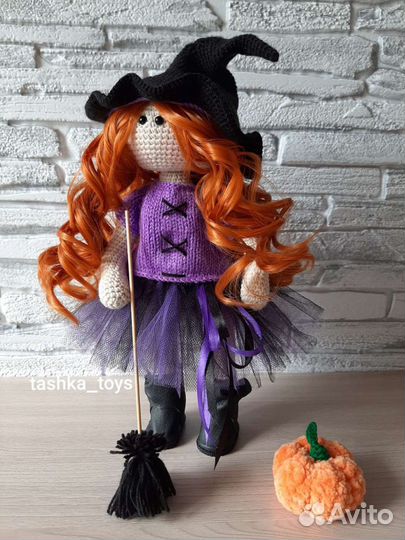 Кукла вязаная интерьерная