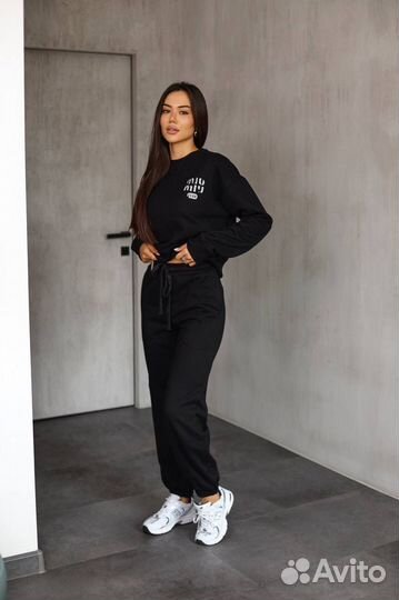 Костюм спортивный женский двойка