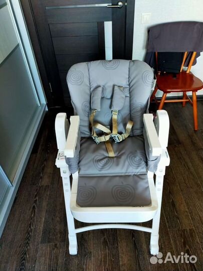 Стул для кормления