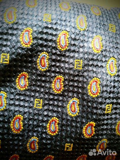 Галстук мужской Fendi