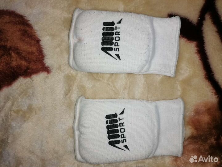 Кимоно с полным комплектом защиты