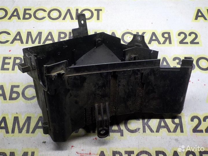 Корпус блока предохранителей Subaru Impreza III