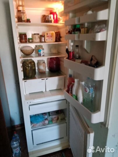 Холодильник Stinol